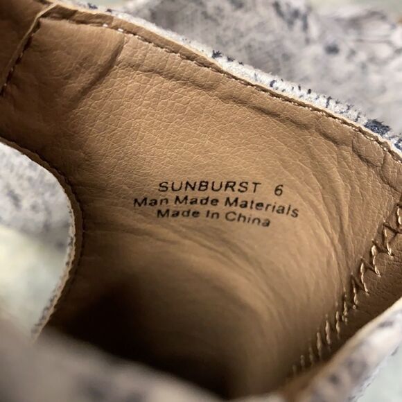 Boutique by Corkys Sunburst Brown Snakeskin Wedge - Picture 9 of 9